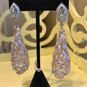 Hi shoppers I am Ana Pomme from Minnesota